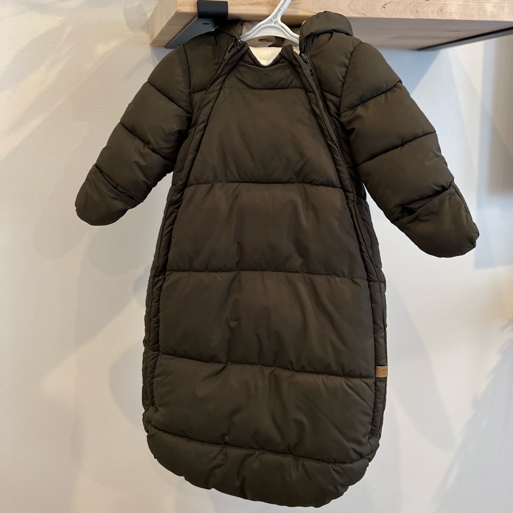 H&M baby pram snowsuit, 2-6 months